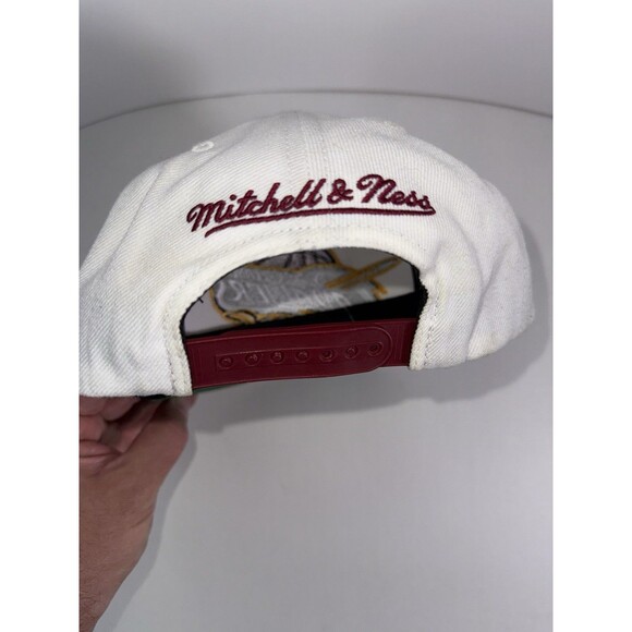 NBA Cleveland Cavaliers Snapback Hat Mitchell & Ness - Picture 10 of 13
